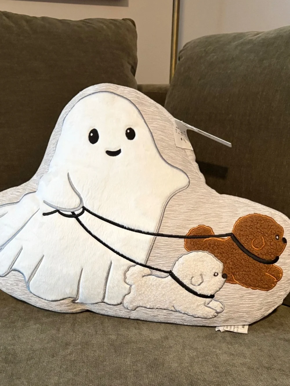 NWT Isaac Mizrahi Viral Ghost Walking Dogs Halloween Throw Pillow 14x20